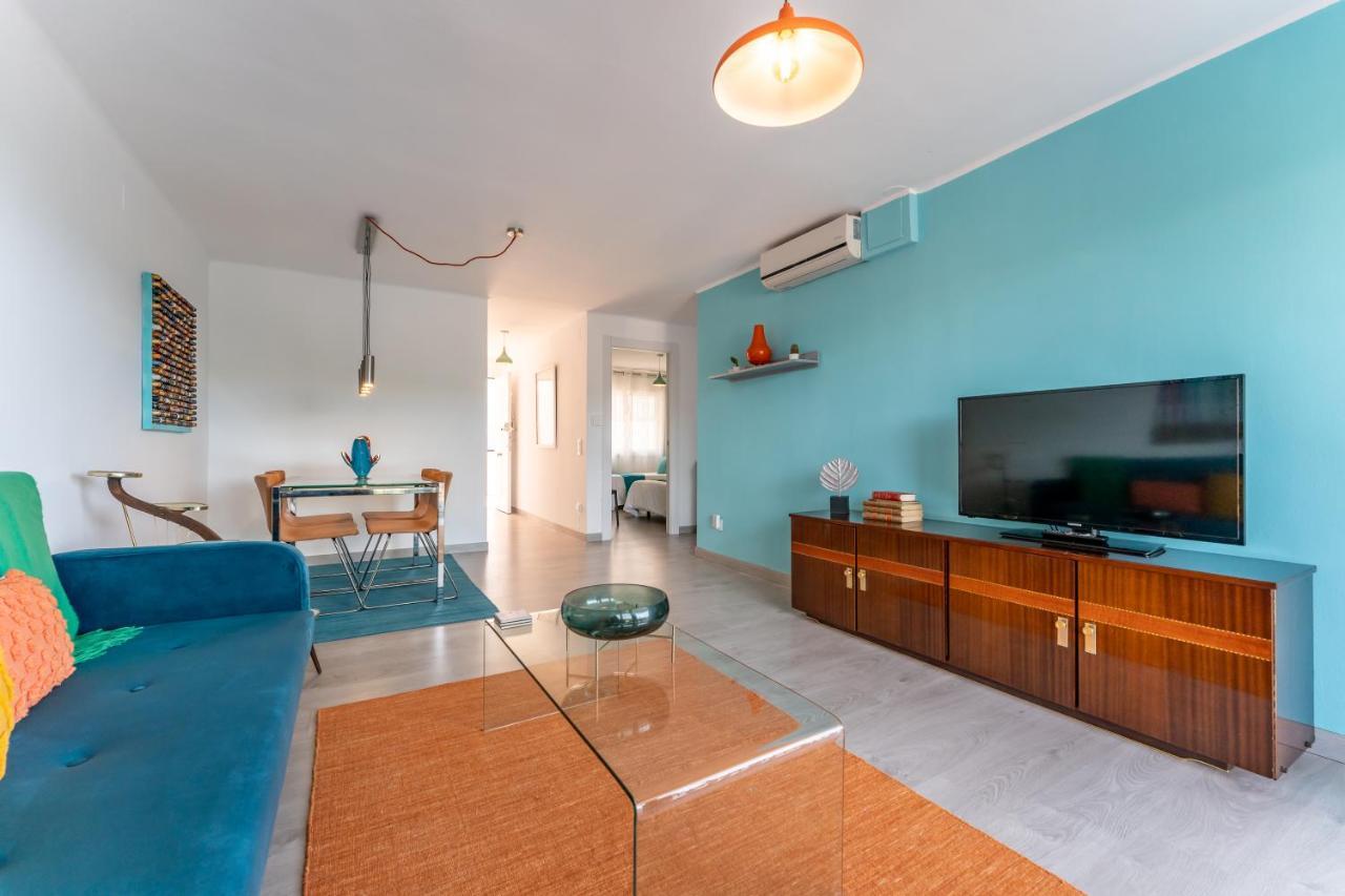 Front Retro Hideaway In Apartamento Salou